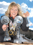 Stephani Victor Receives a Gold Medal