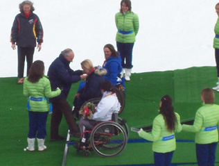 Stephanie Victor accepts her gold medal